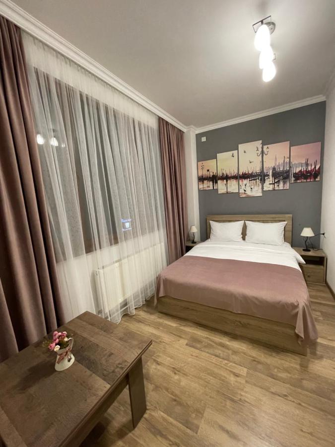 Sofia Hotel Jereván Kültér fotó